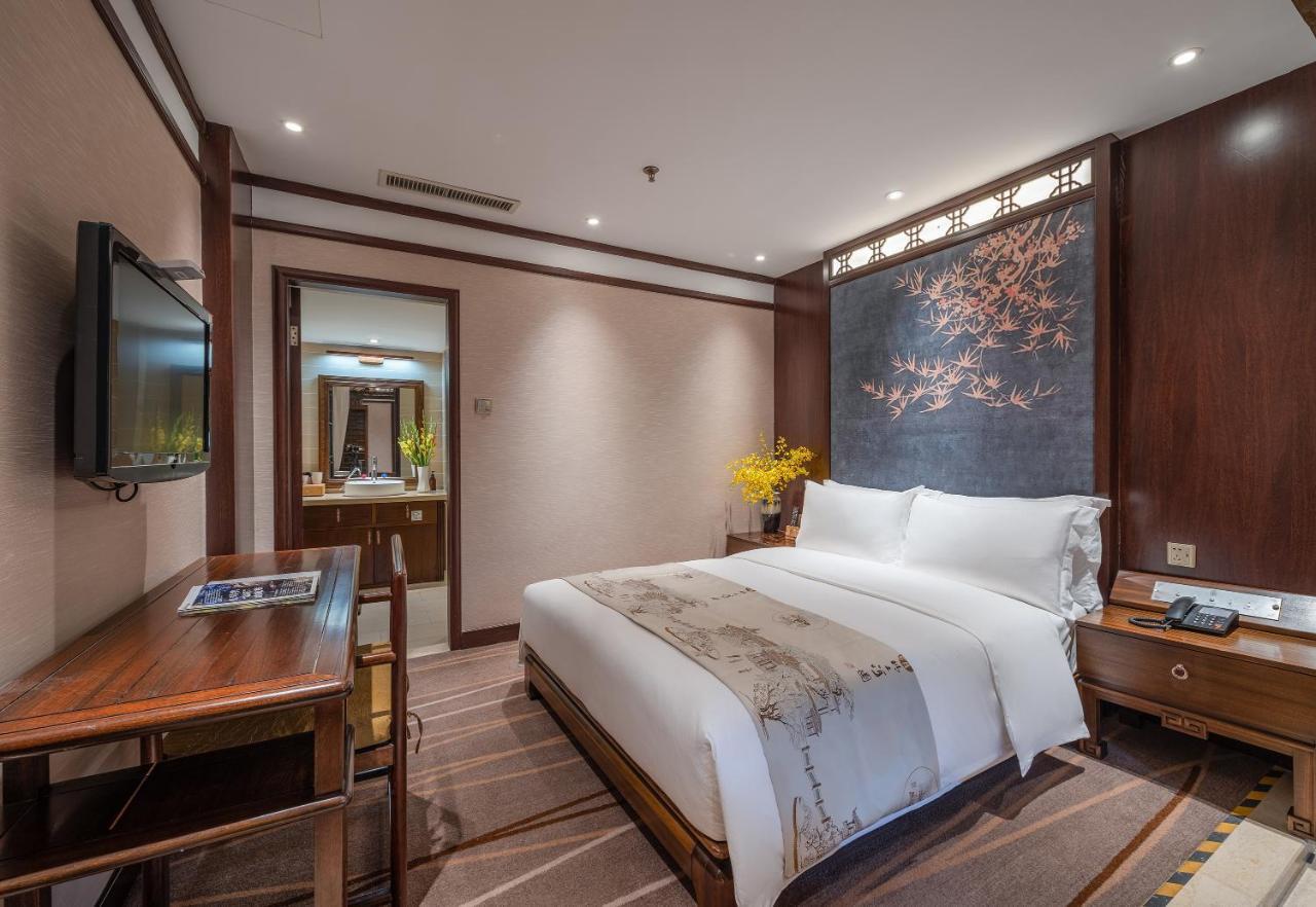 Doof Resort Hotel Лицзян Экстерьер фото