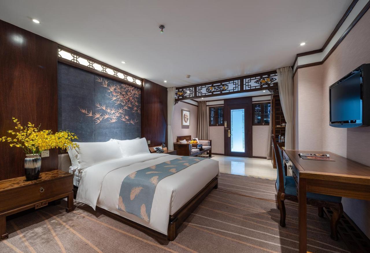 Doof Resort Hotel Лицзян Экстерьер фото
