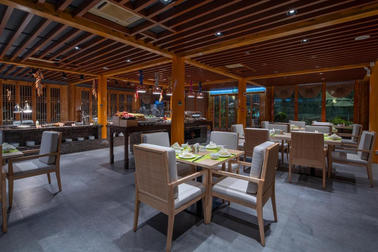 Doof Resort Hotel Лицзян Экстерьер фото