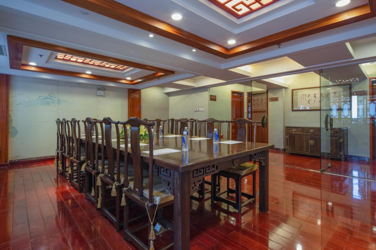 Doof Resort Hotel Лицзян Экстерьер фото