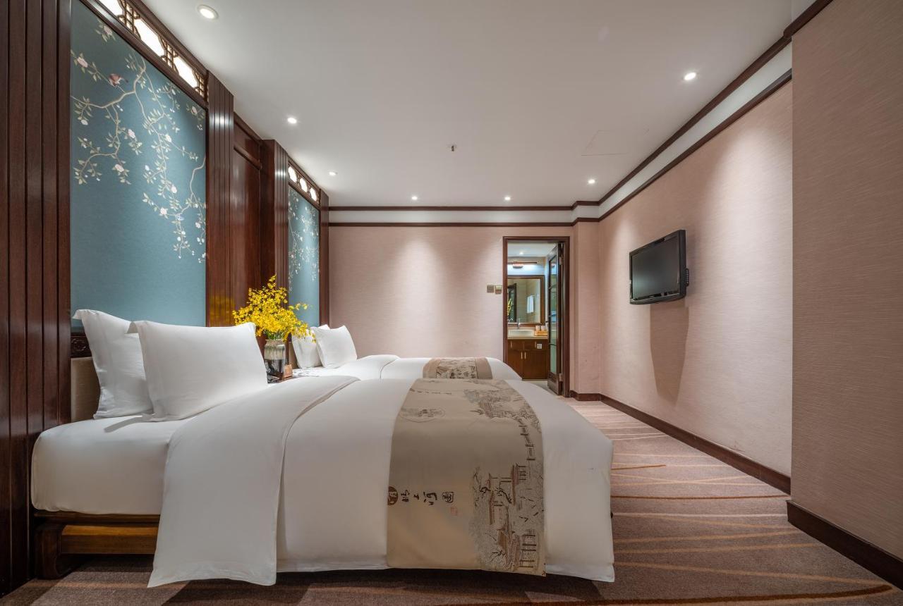 Doof Resort Hotel Лицзян Экстерьер фото