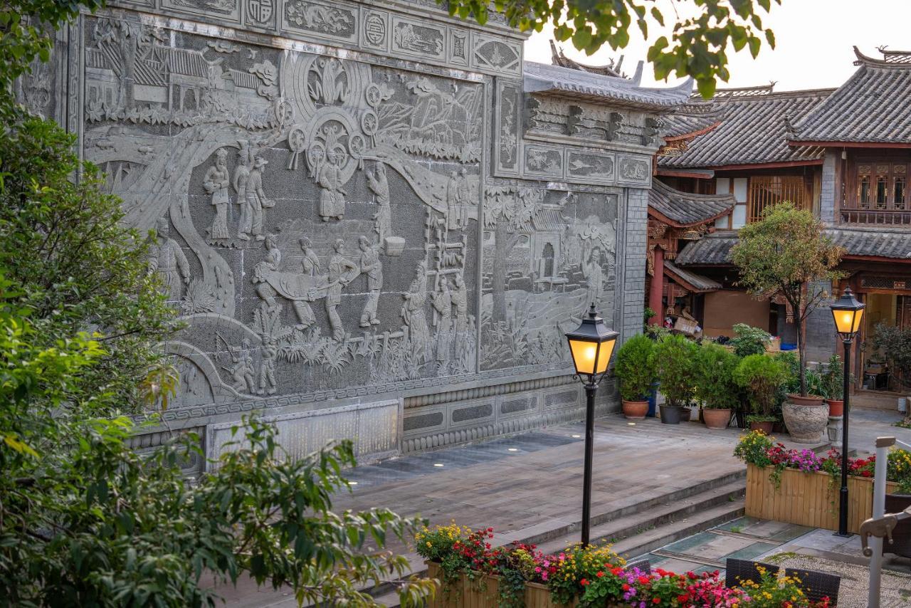 Doof Resort Hotel Лицзян Экстерьер фото